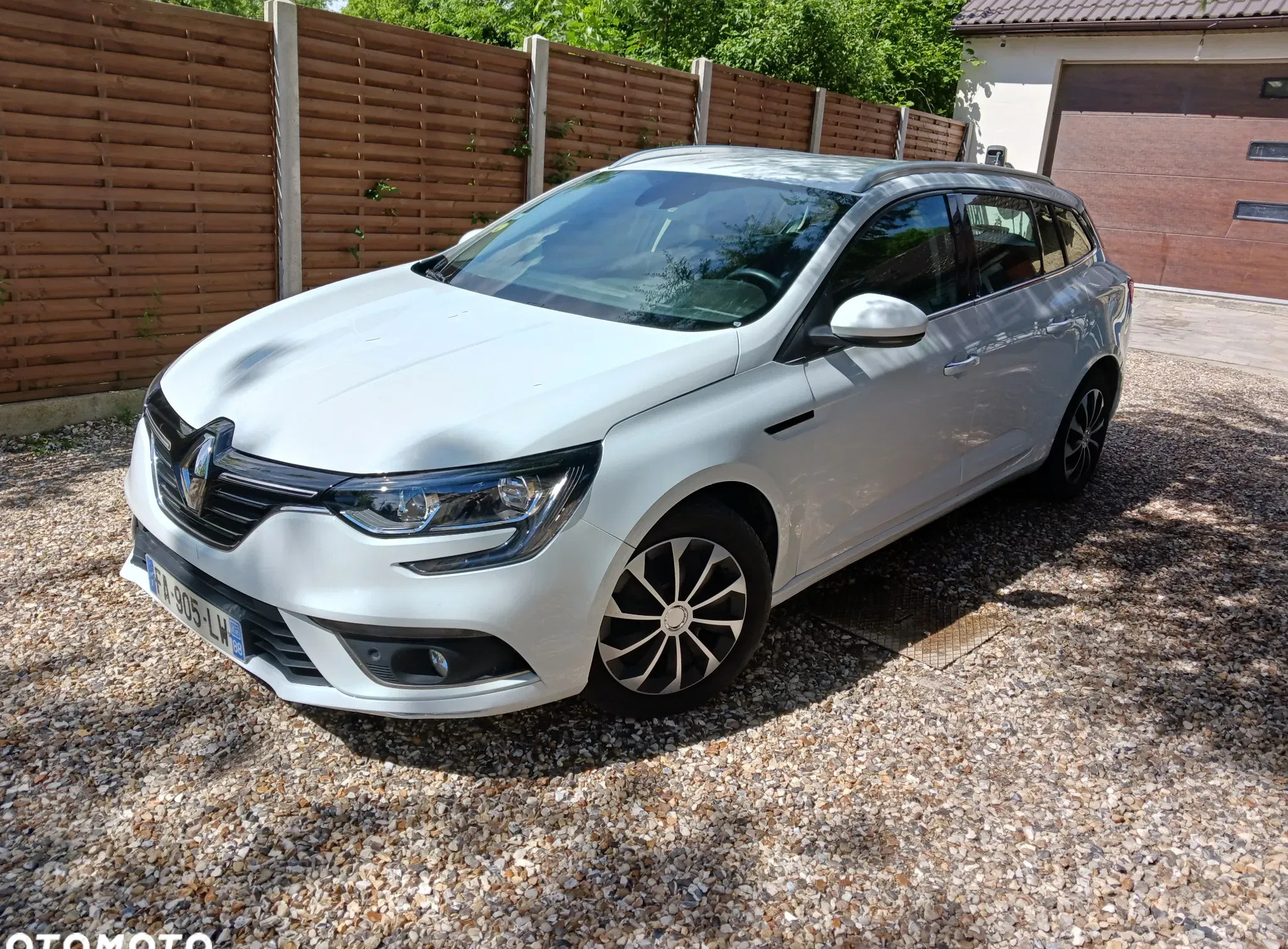 renault megane Renault Megane cena 42000 przebieg: 108506, rok produkcji 2018 z Pleszew